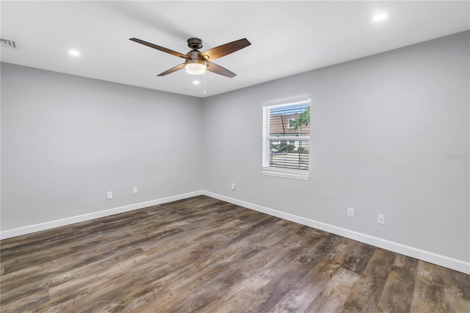 Image 20 of 30 For 9105 Hillsborough Avenue I102