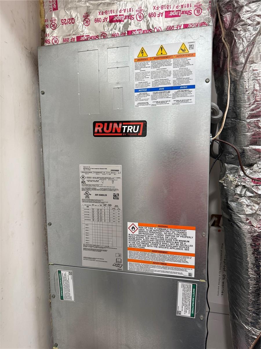 Image 23 of 30 For 9105 Hillsborough Avenue I102