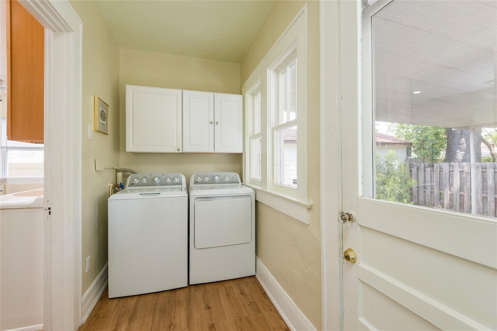 Image 19 of 41 For 3611 Bay To Bay Boulevard