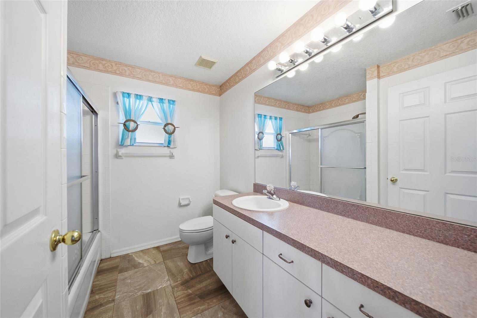 Image 15 of 24 For 5942 17th Street