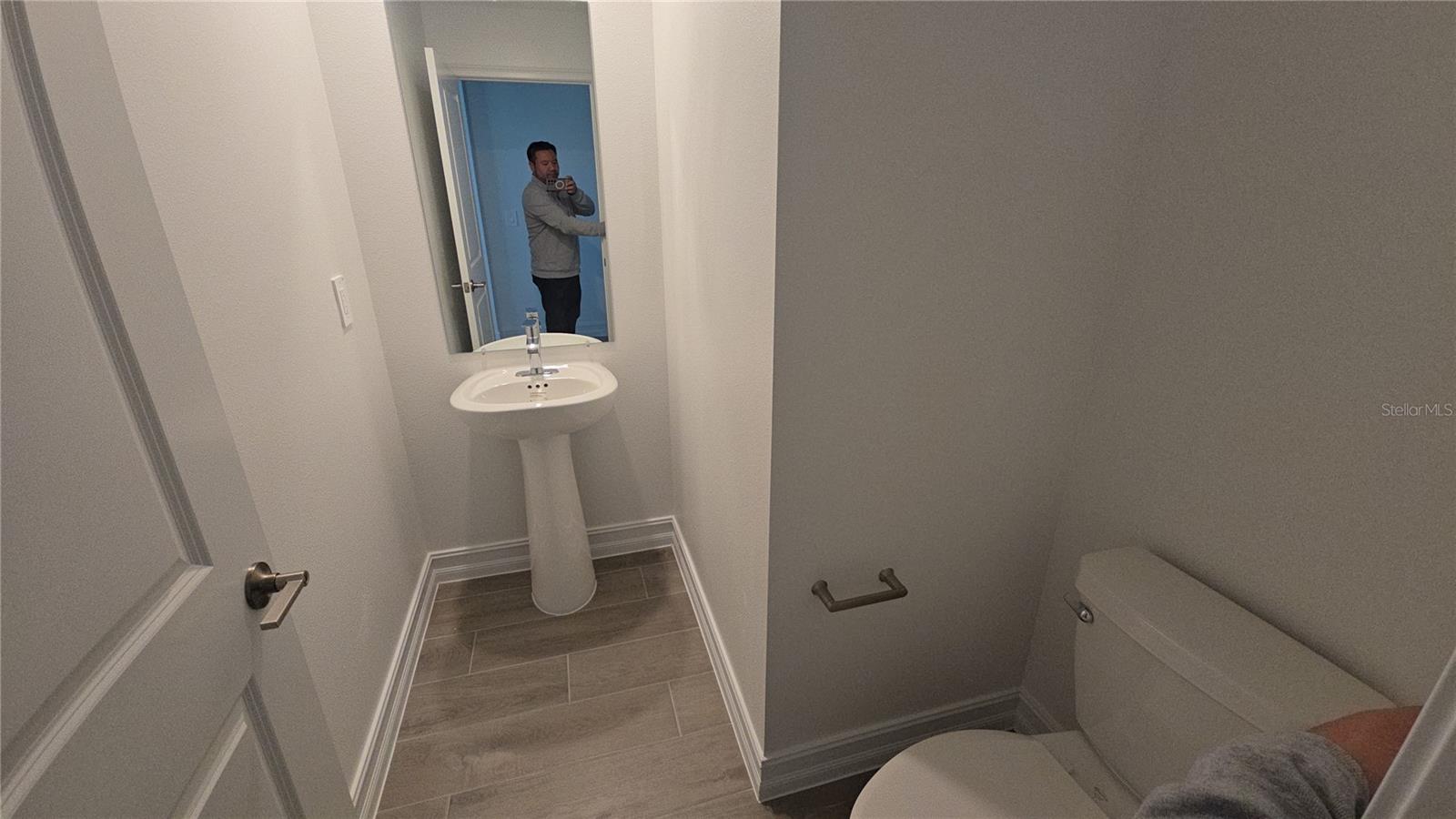 Image 9 of 20 For 7144 119th Court E