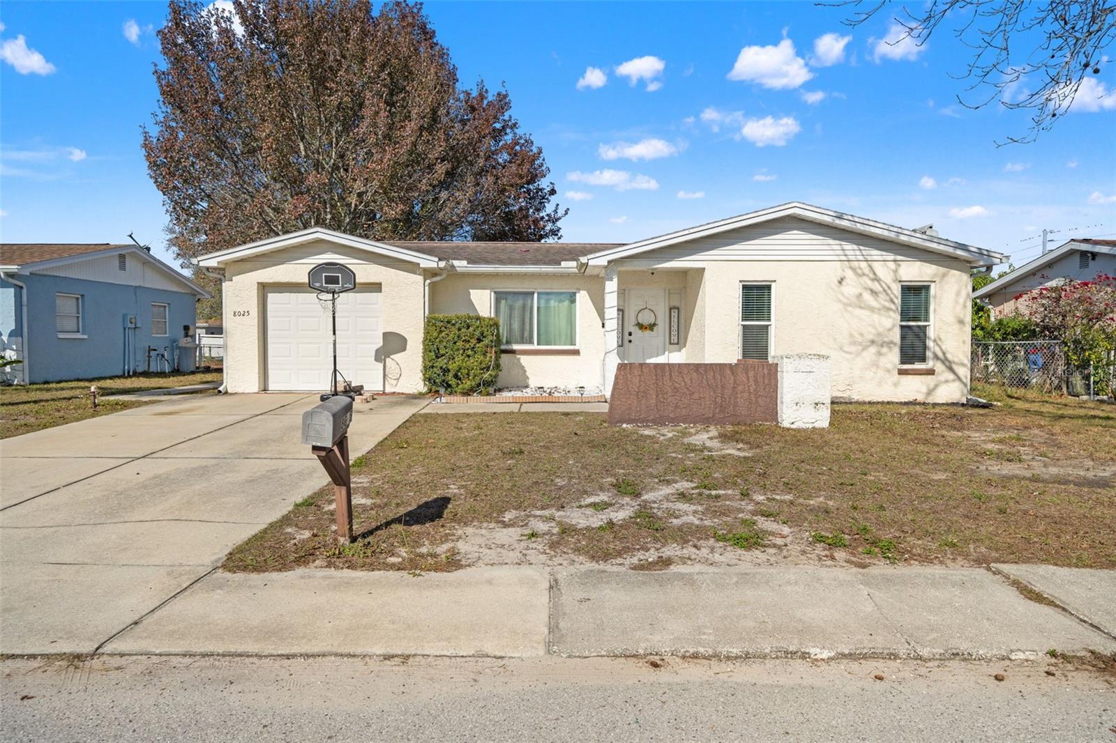 Image 18 of 33 For 8025 Durham Drive