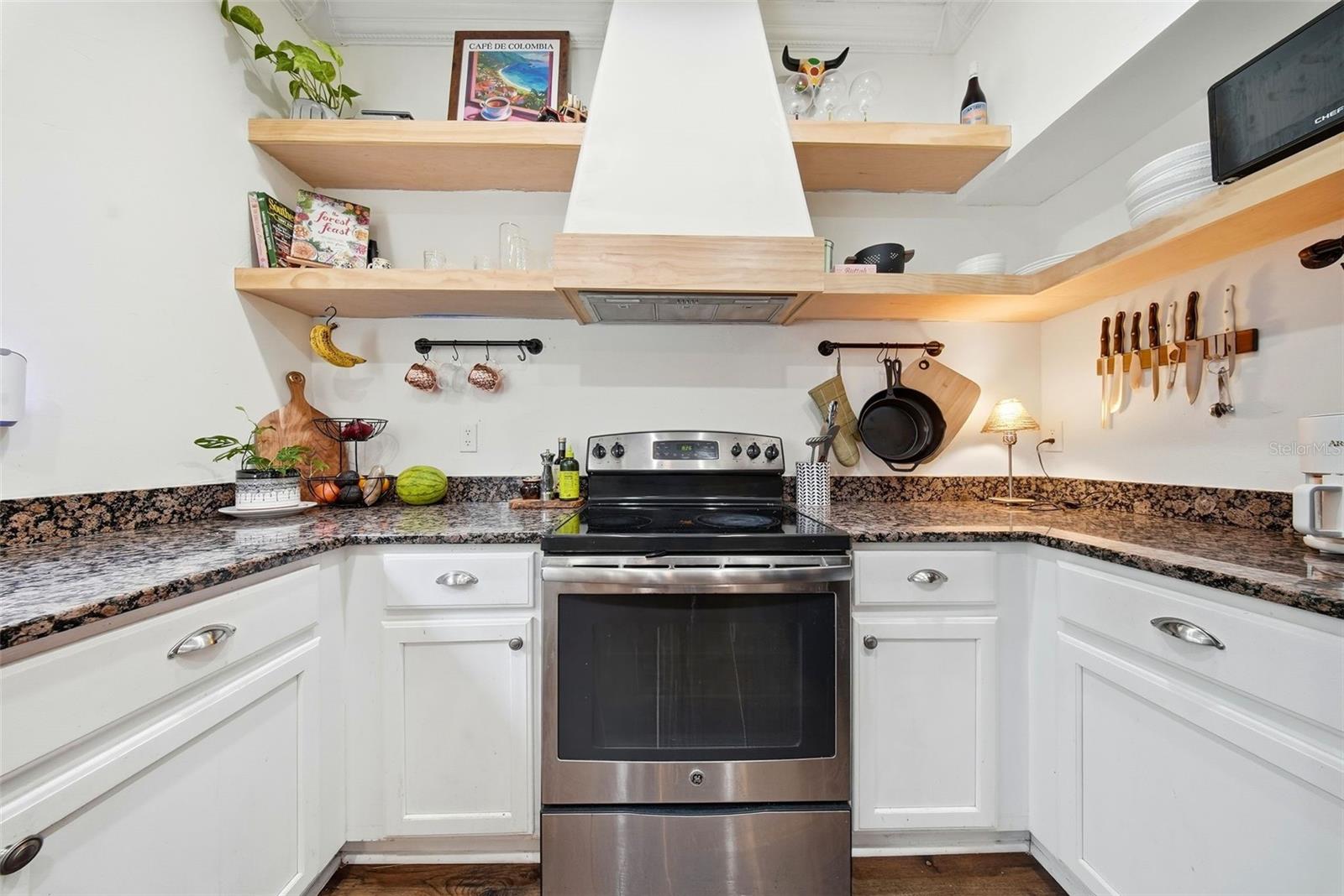 Image 19 of 49 For 4821 Barchetta Drive