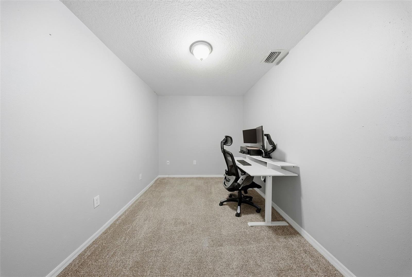 Image 22 of 49 For 4821 Barchetta Drive