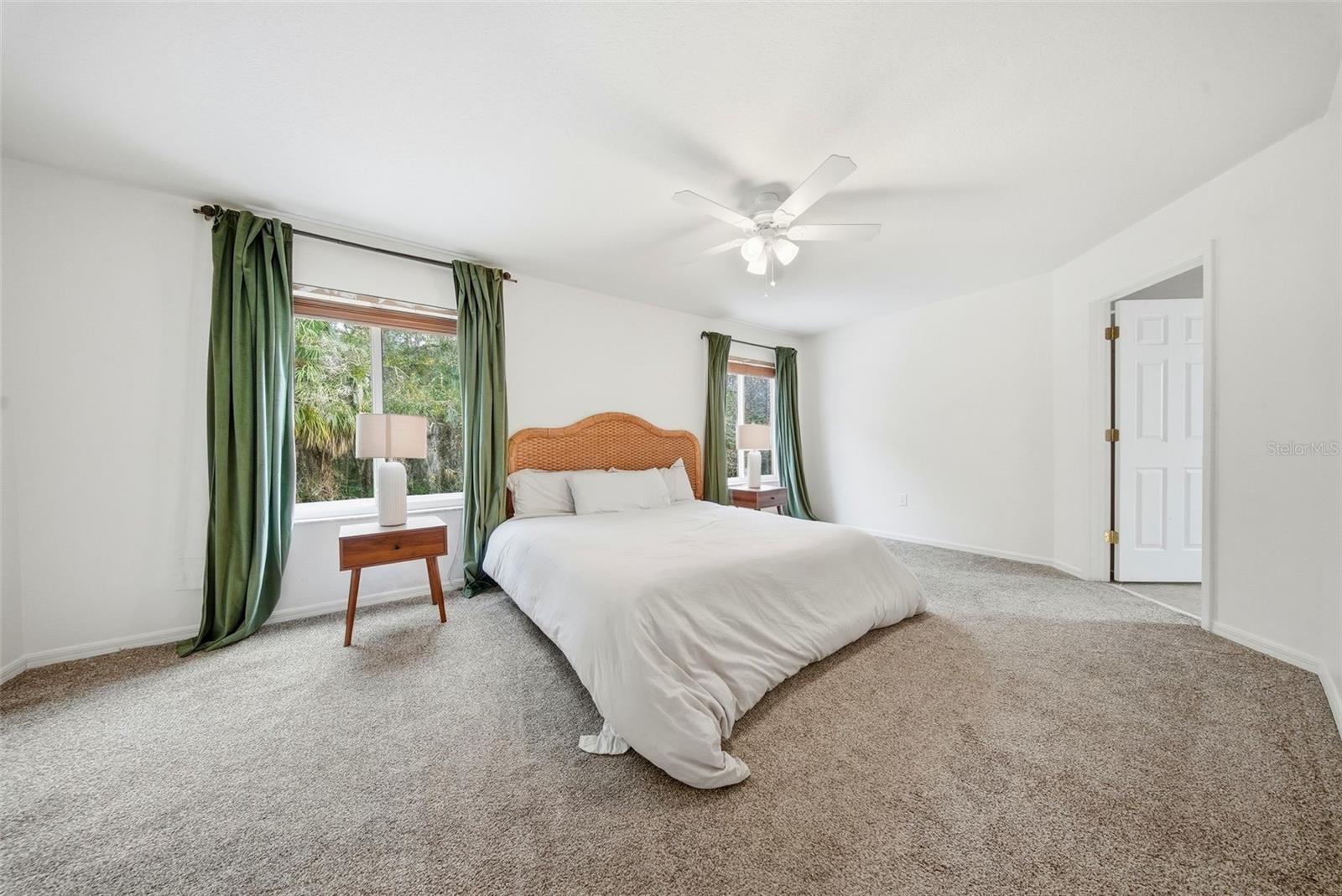 Image 31 of 49 For 4821 Barchetta Drive