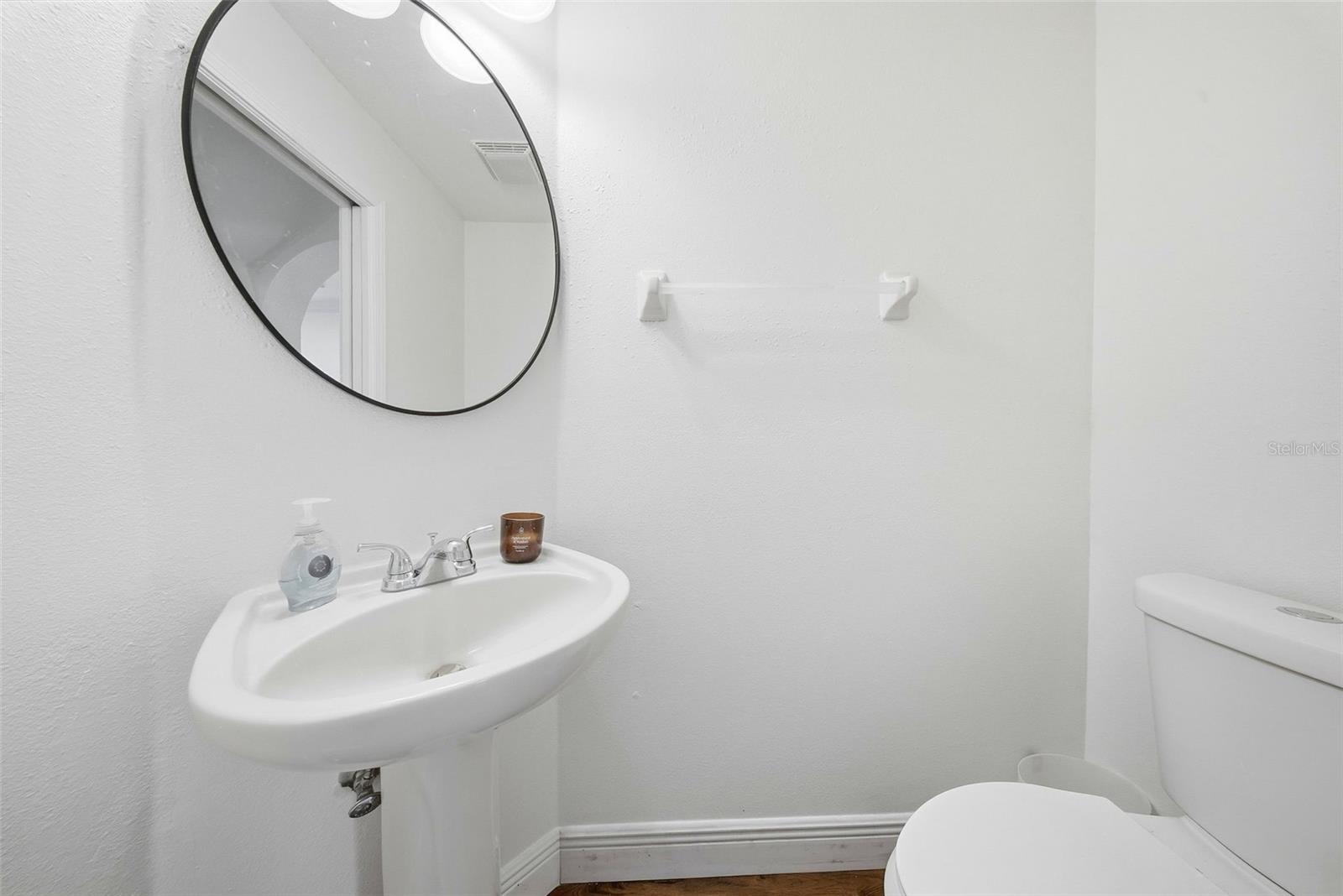 Image 36 of 49 For 4821 Barchetta Drive