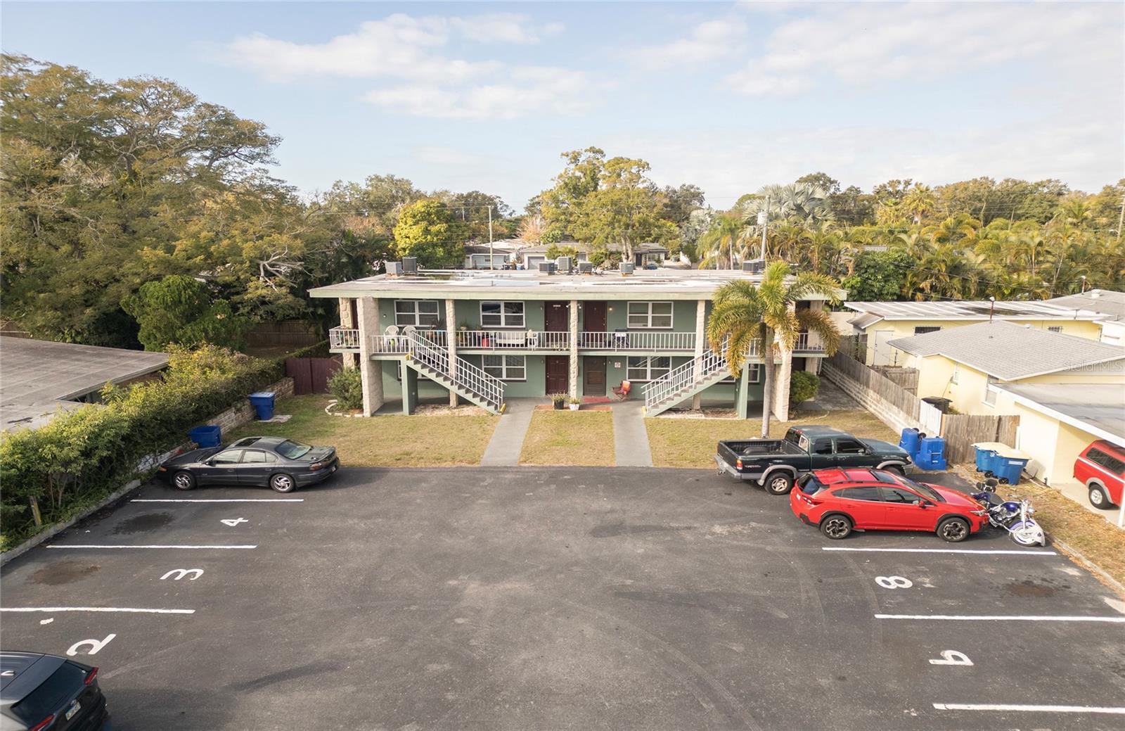 Listing photo id 1 for 304 Corona Avenue