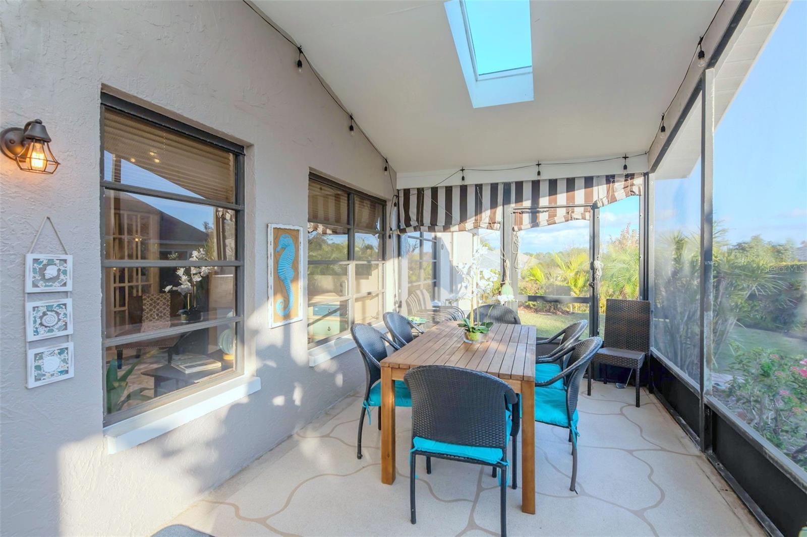 Listing photo id 33 for 3408 Stirling Road