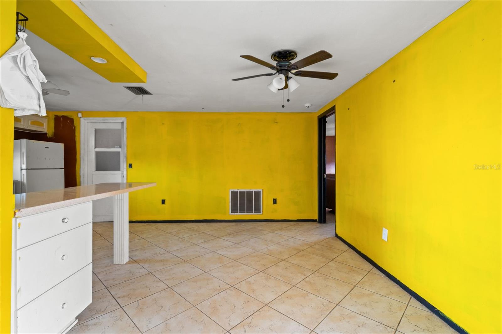 Image 11 of 31 For 11200 Tamarix Avenue