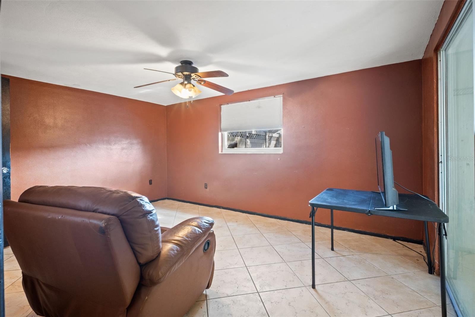 Image 17 of 31 For 11200 Tamarix Avenue