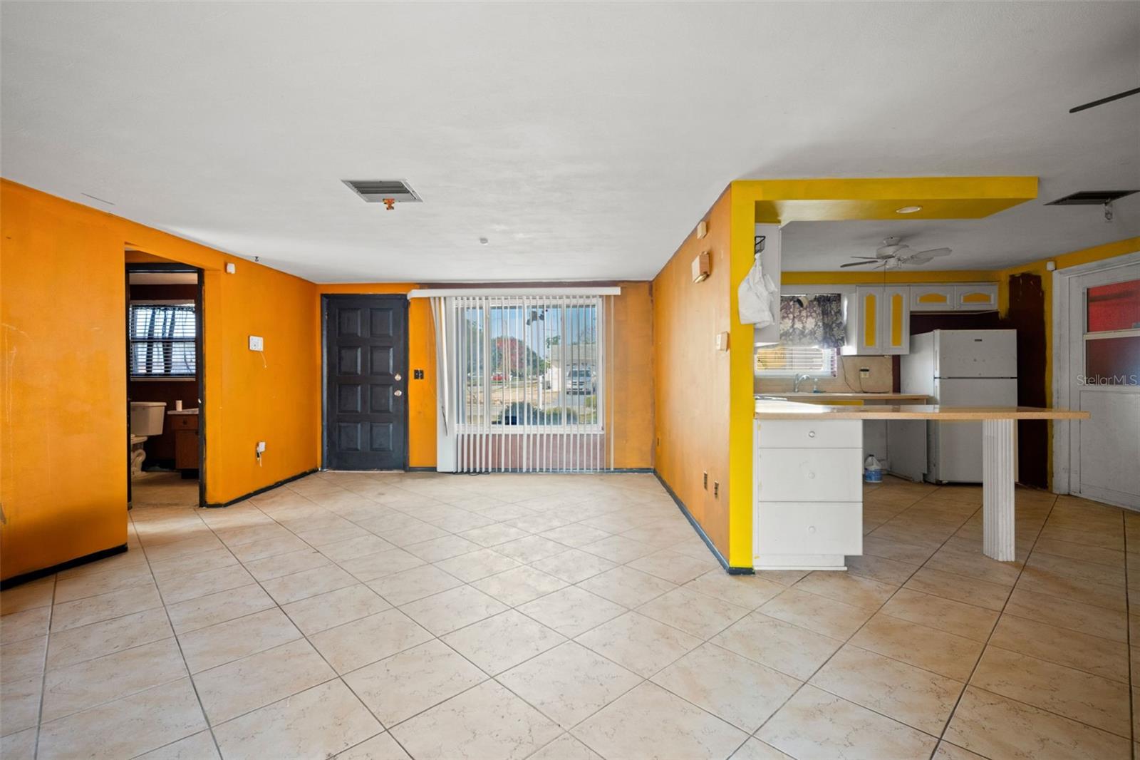 Image 6 of 31 For 11200 Tamarix Avenue