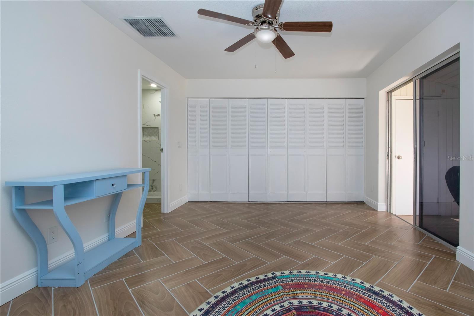 Image 12 of 55 For 1902 Andover Street 198