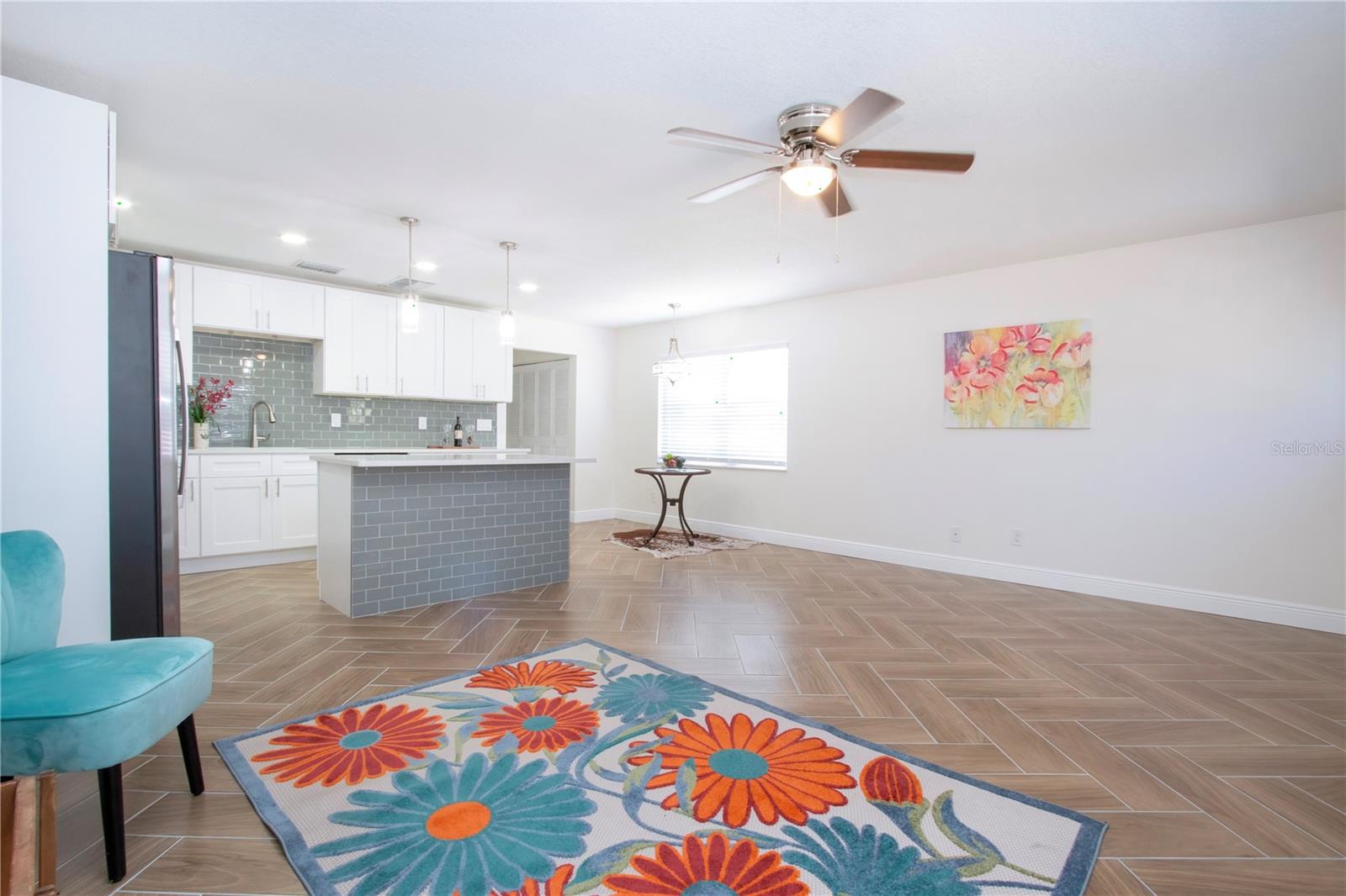 Image 21 of 55 For 1902 Andover Street 198