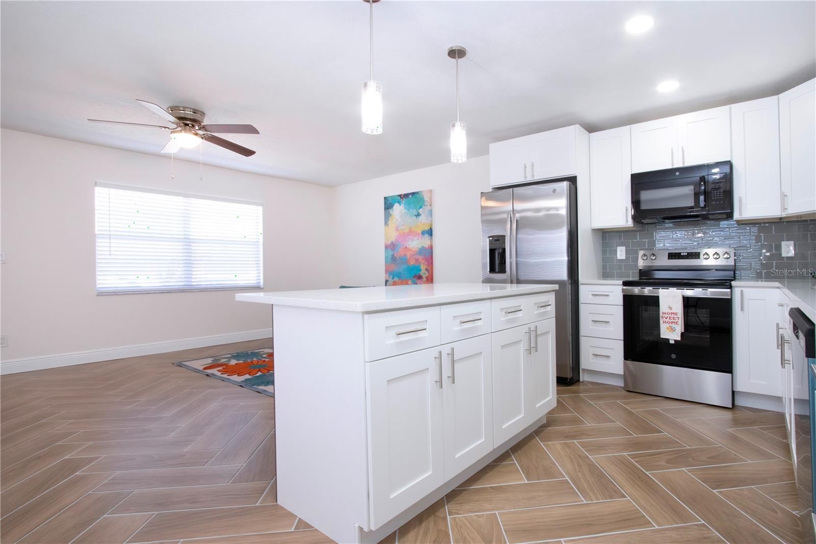 Image 24 of 55 For 1902 Andover Street 198