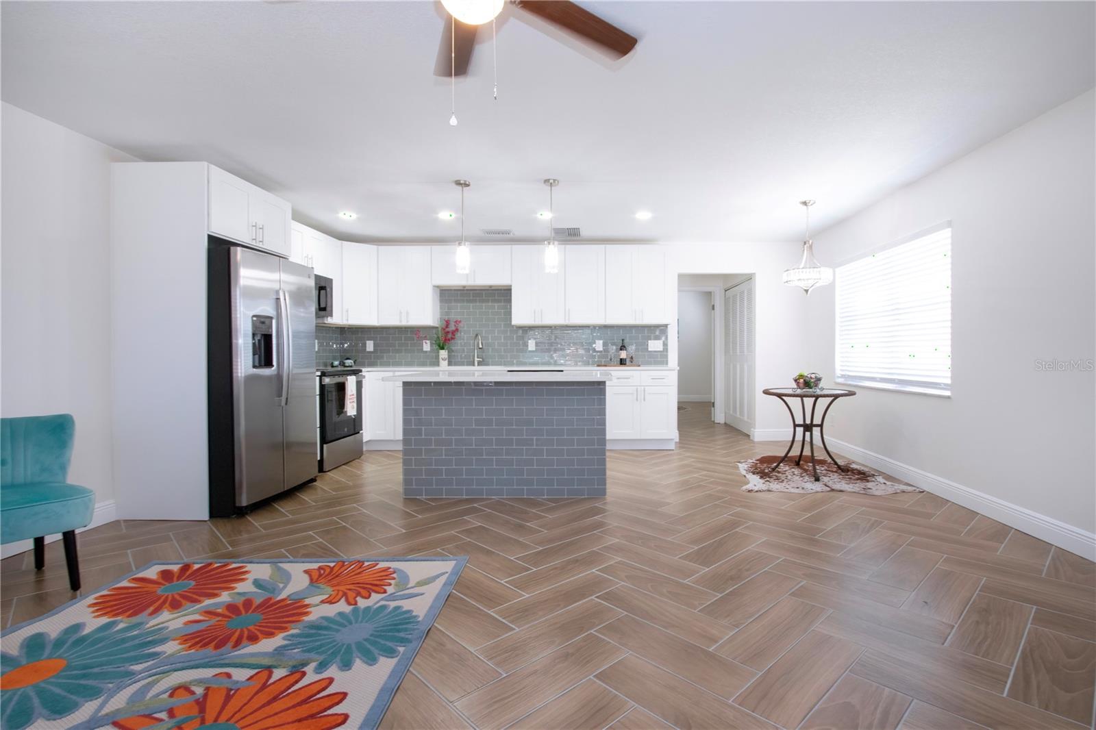 Image 4 of 55 For 1902 Andover Street 198