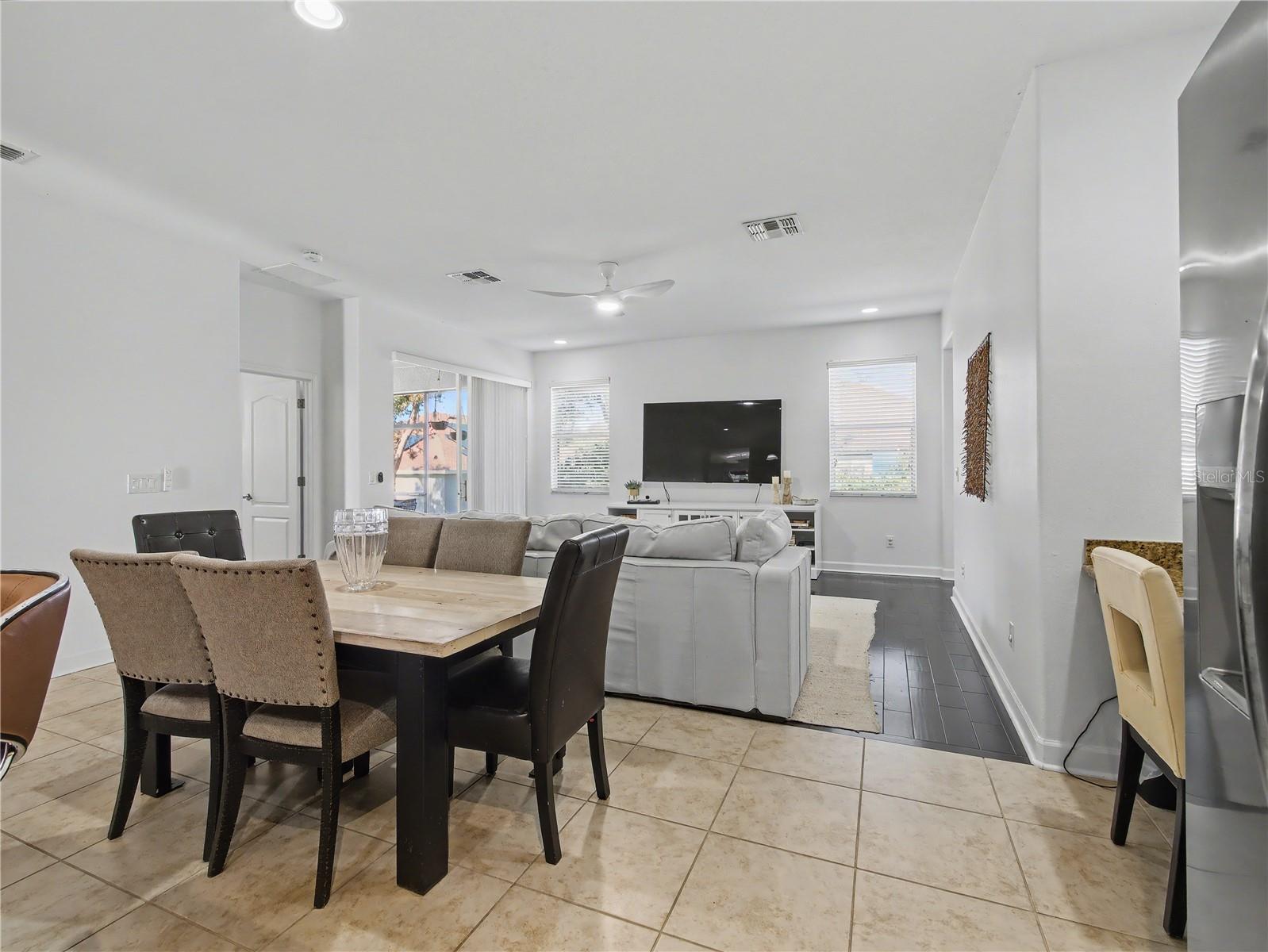 Image 10 of 37 For 1098 Harmony Lane