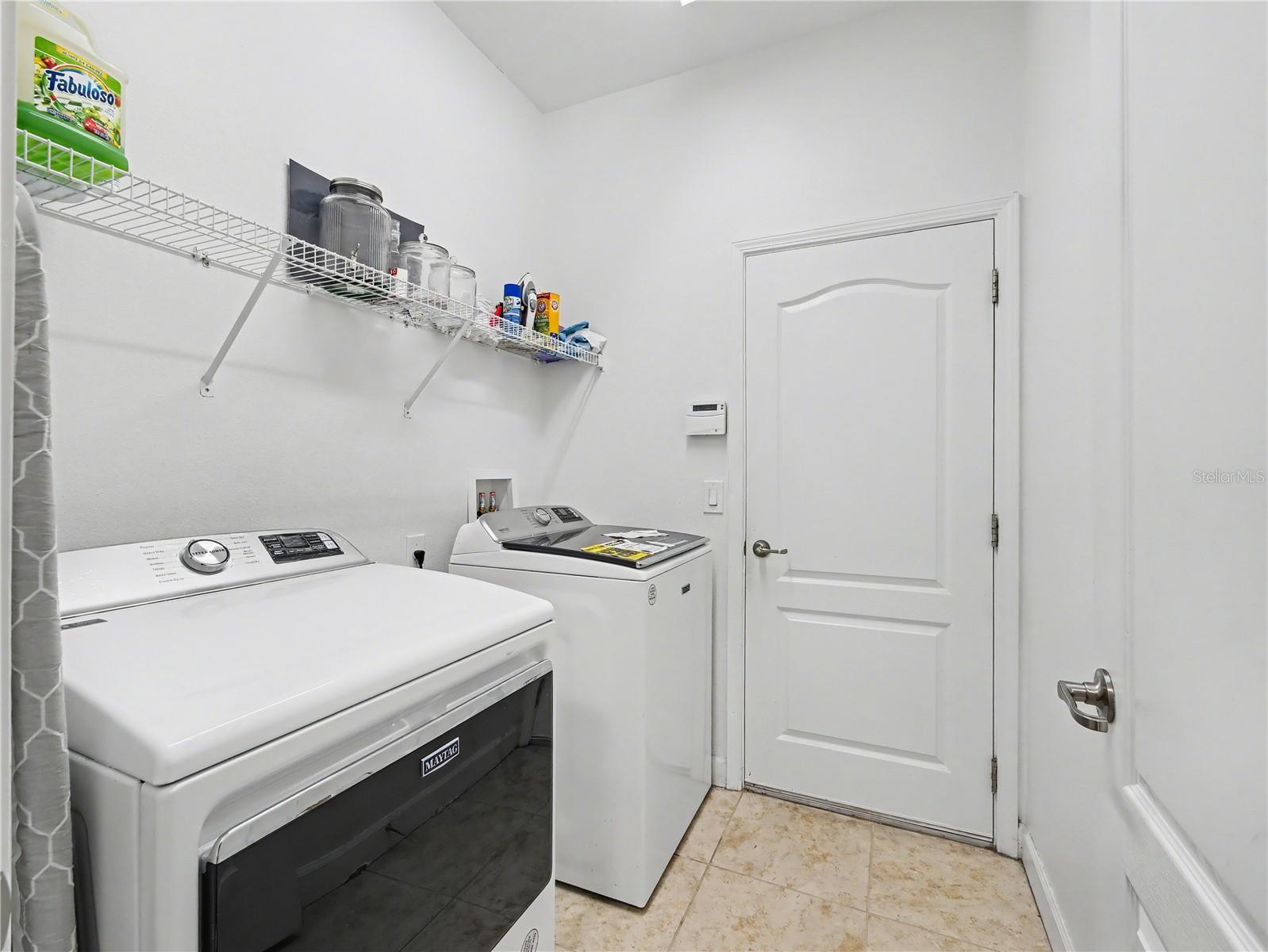 Image 23 of 37 For 1098 Harmony Lane