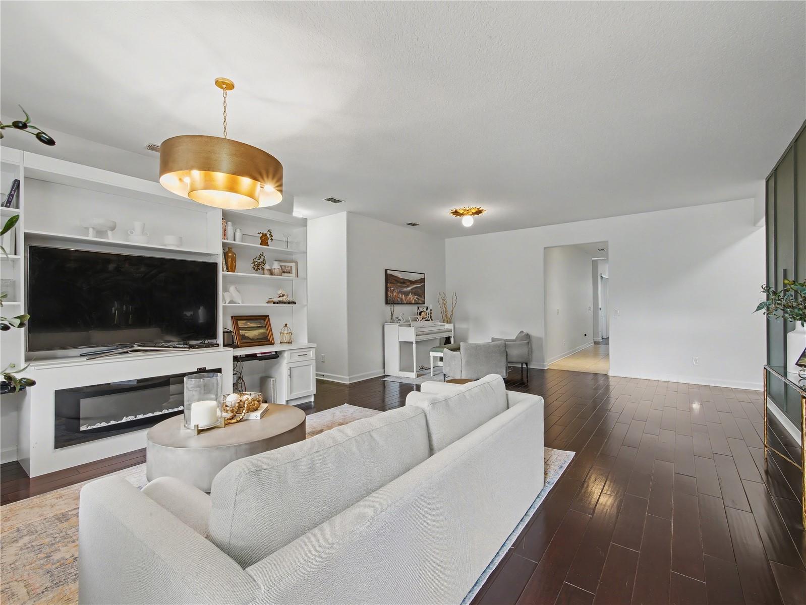 Image 3 of 37 For 1098 Harmony Lane