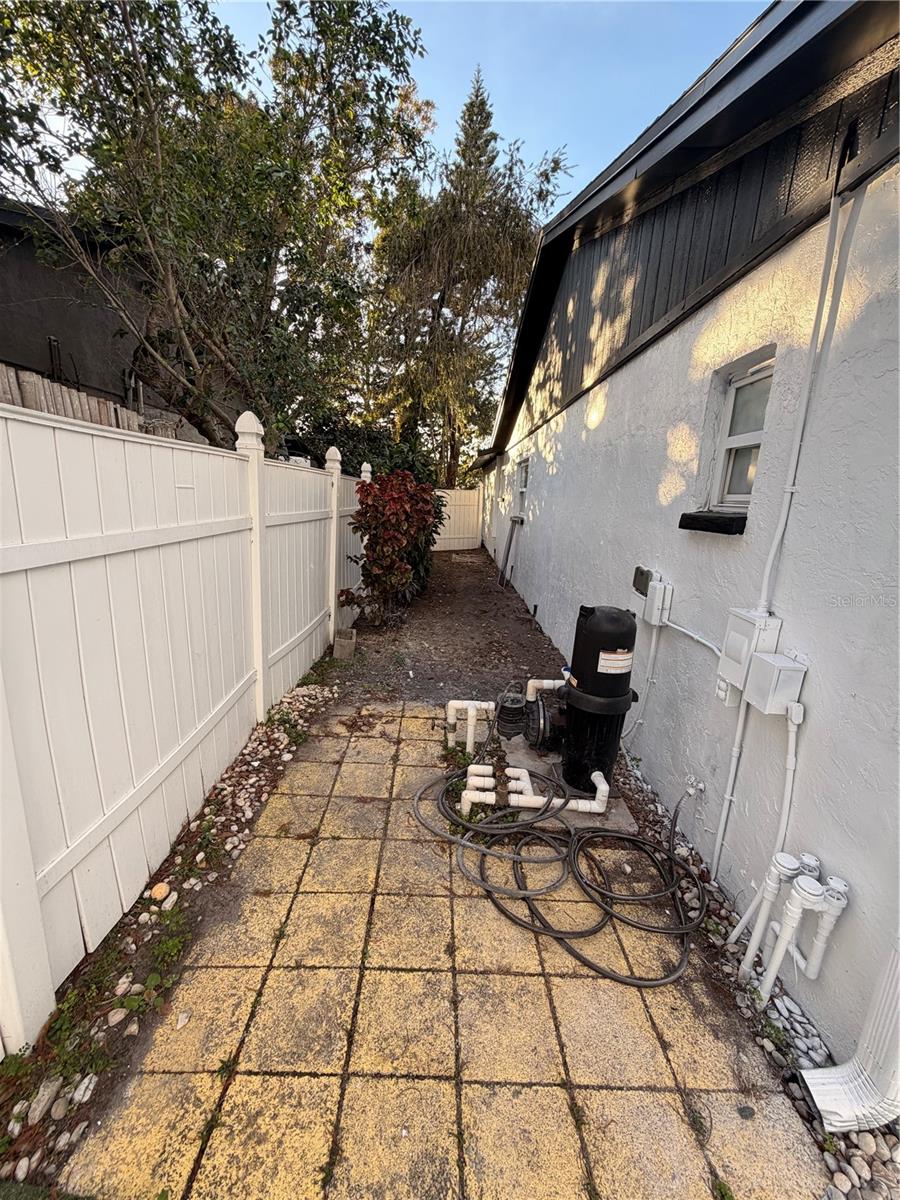 Image 4 of 21 For 7513 Rustic Drive