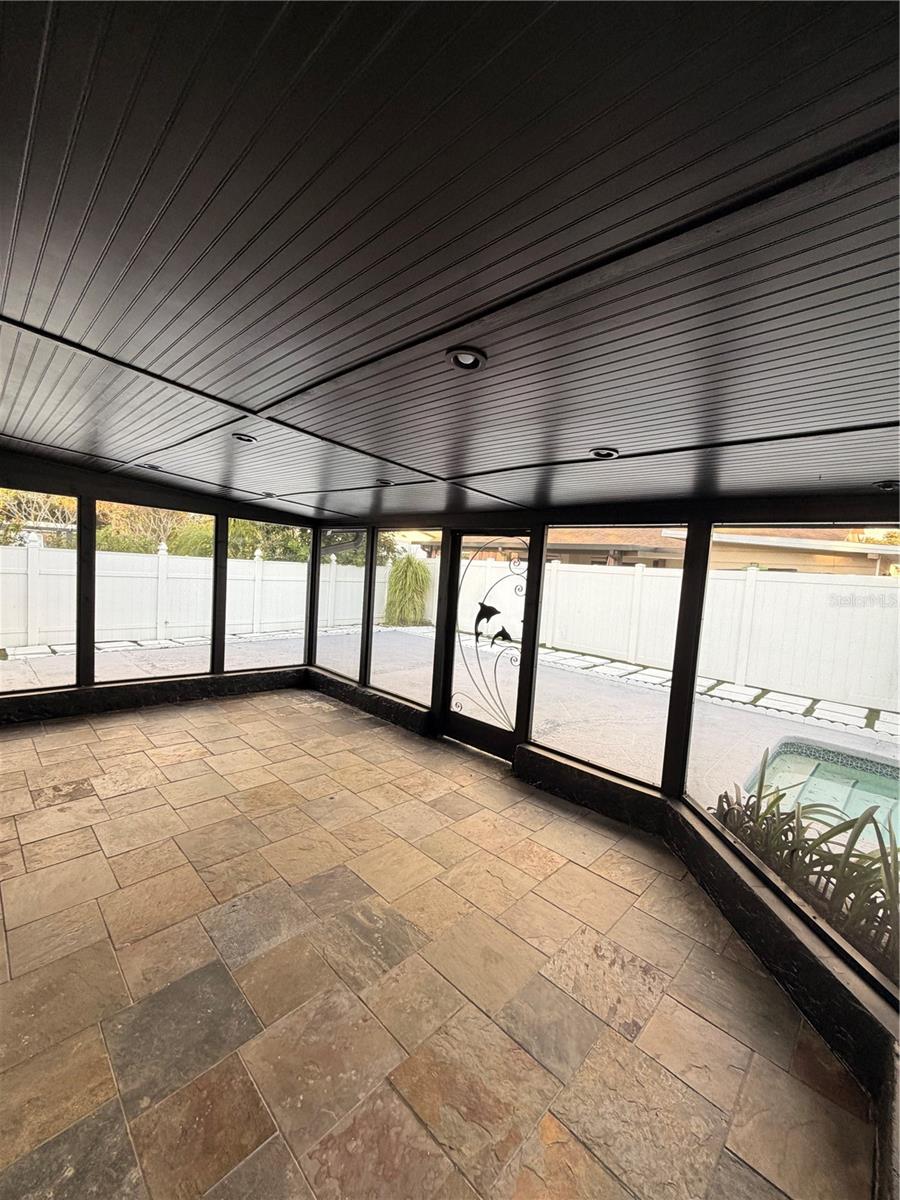 Image 7 of 21 For 7513 Rustic Drive