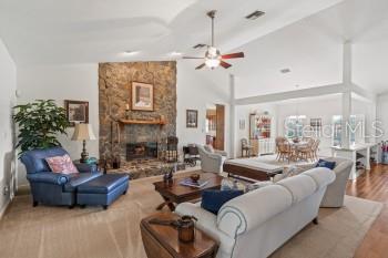 Listing photo id 8 for 12345 Citrus Way