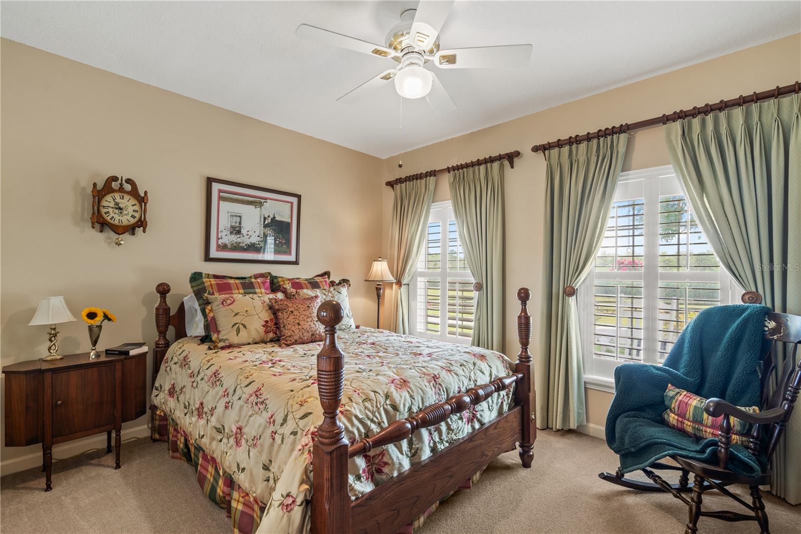 Listing photo id 20 for 12345 Citrus Way