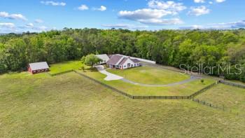 Listing photo id 48 for 12345 Citrus Way