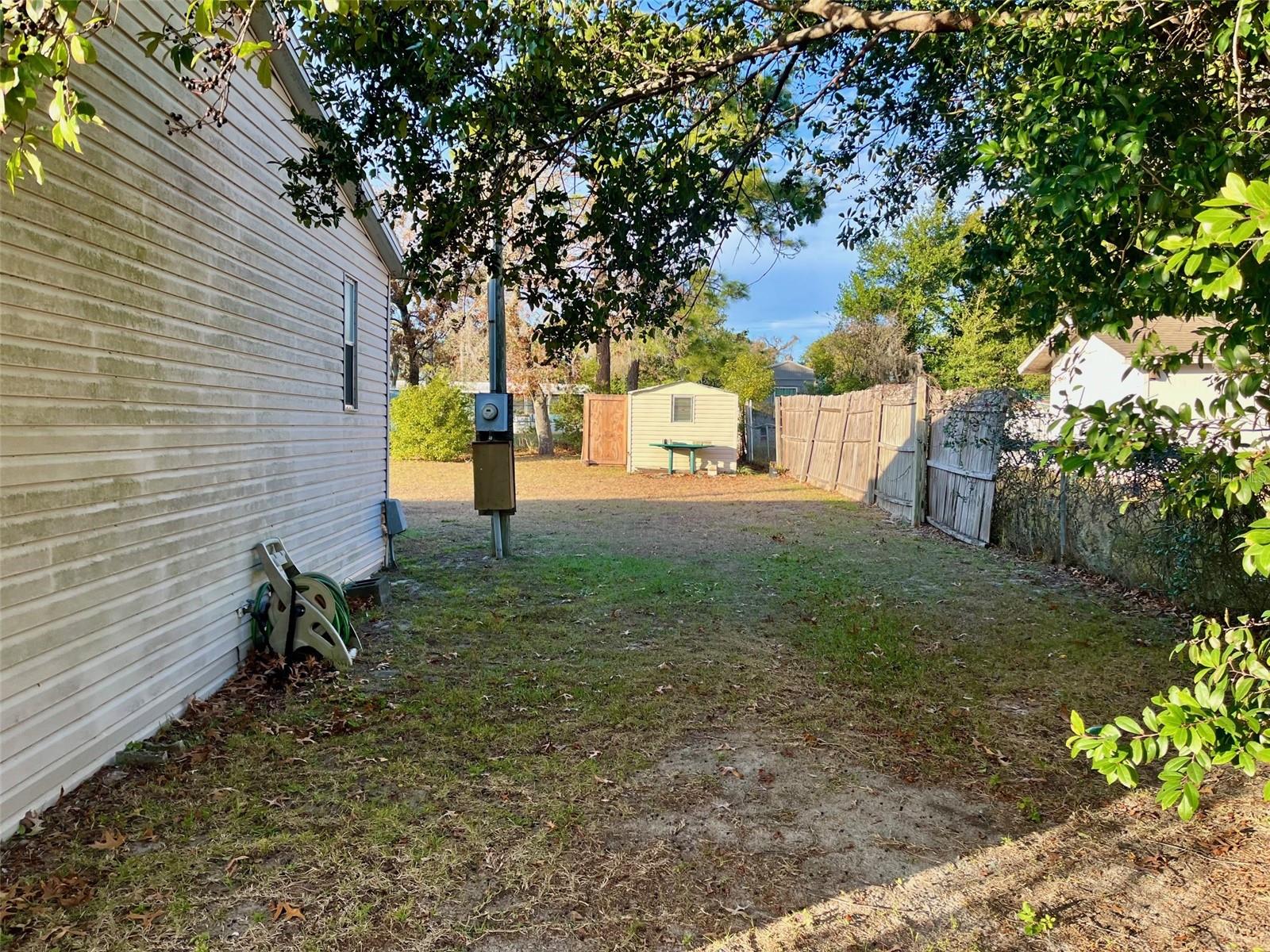 Image 5 of 17 For 9525 Scot Street