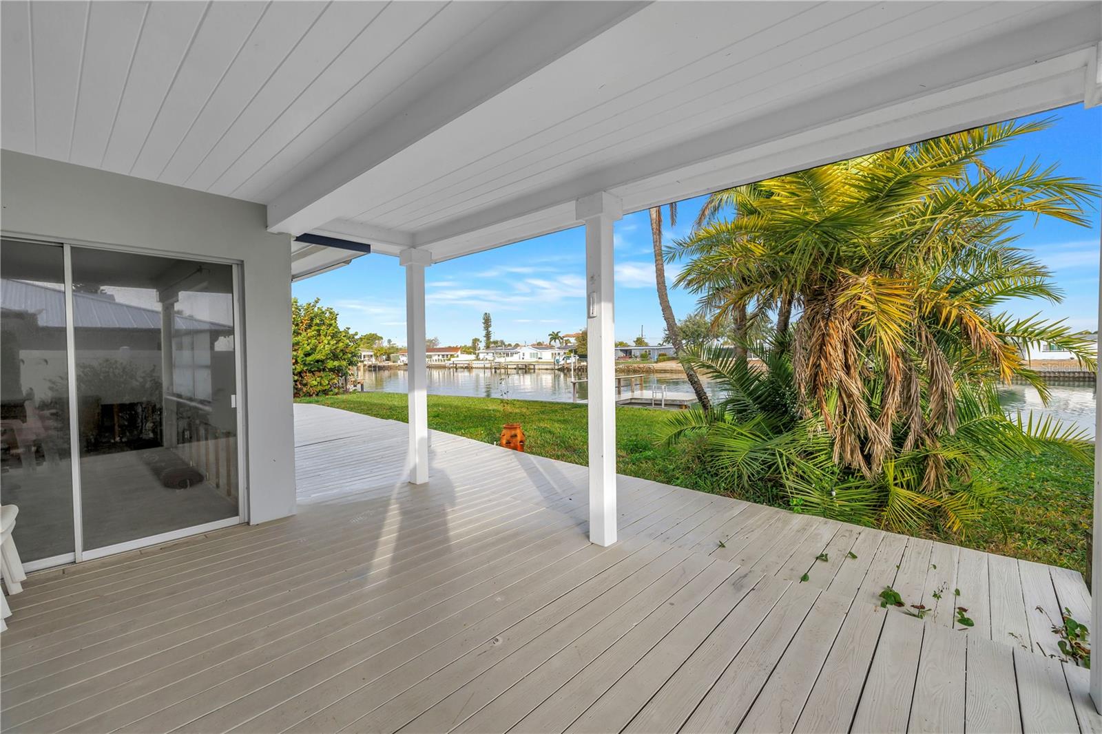 Image 15 of 45 For 380 Belle Point Drive