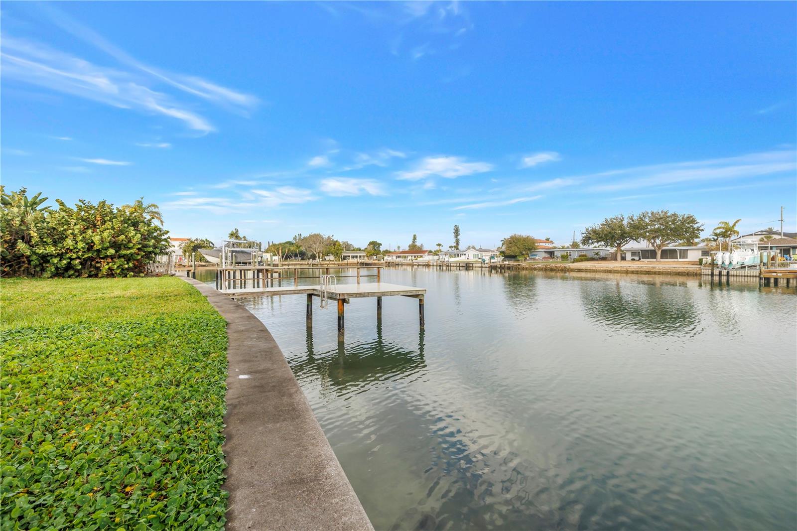 Image 23 of 45 For 380 Belle Point Drive