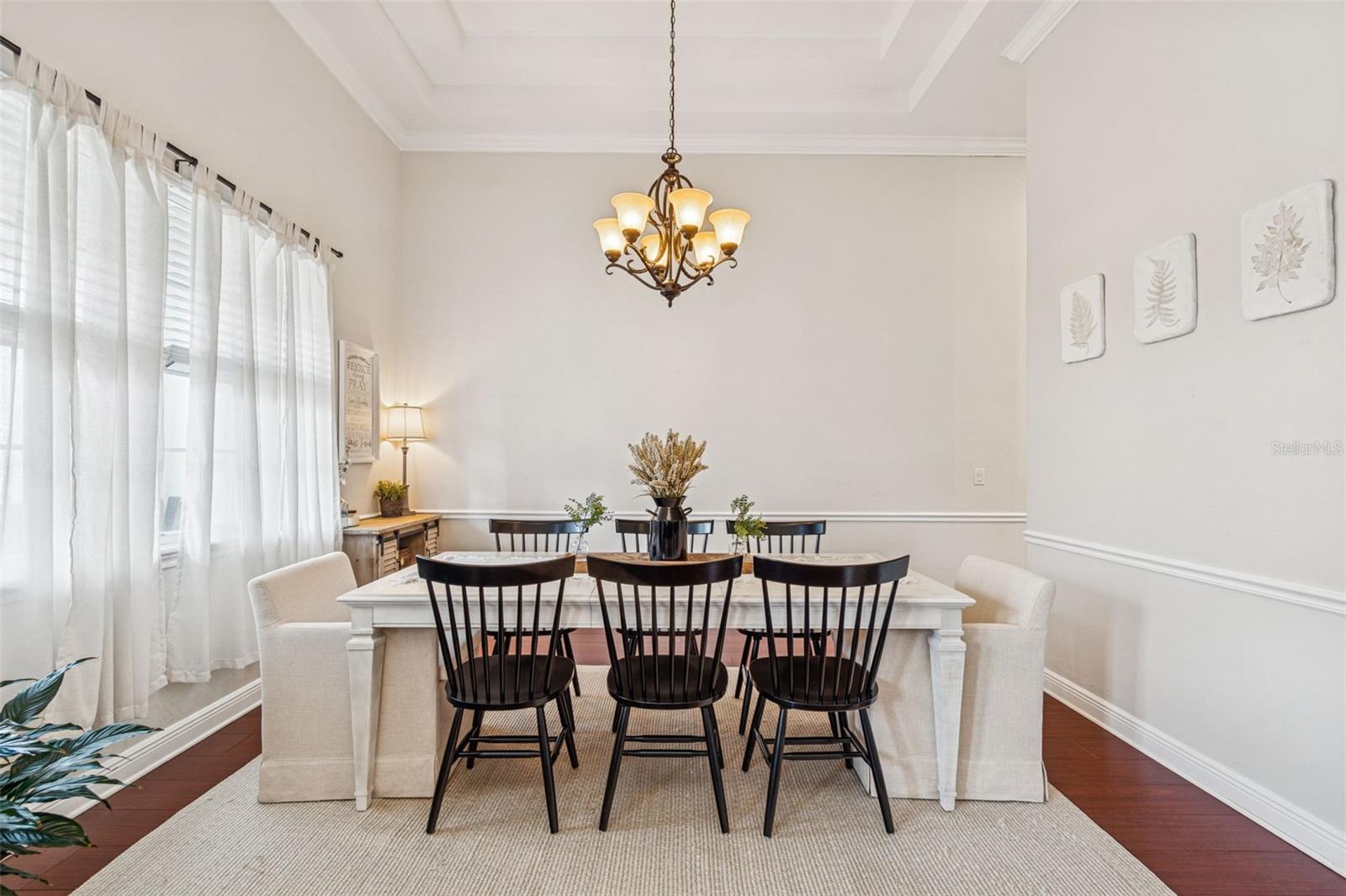 Listing photo id 13 for 3077 Cork Road