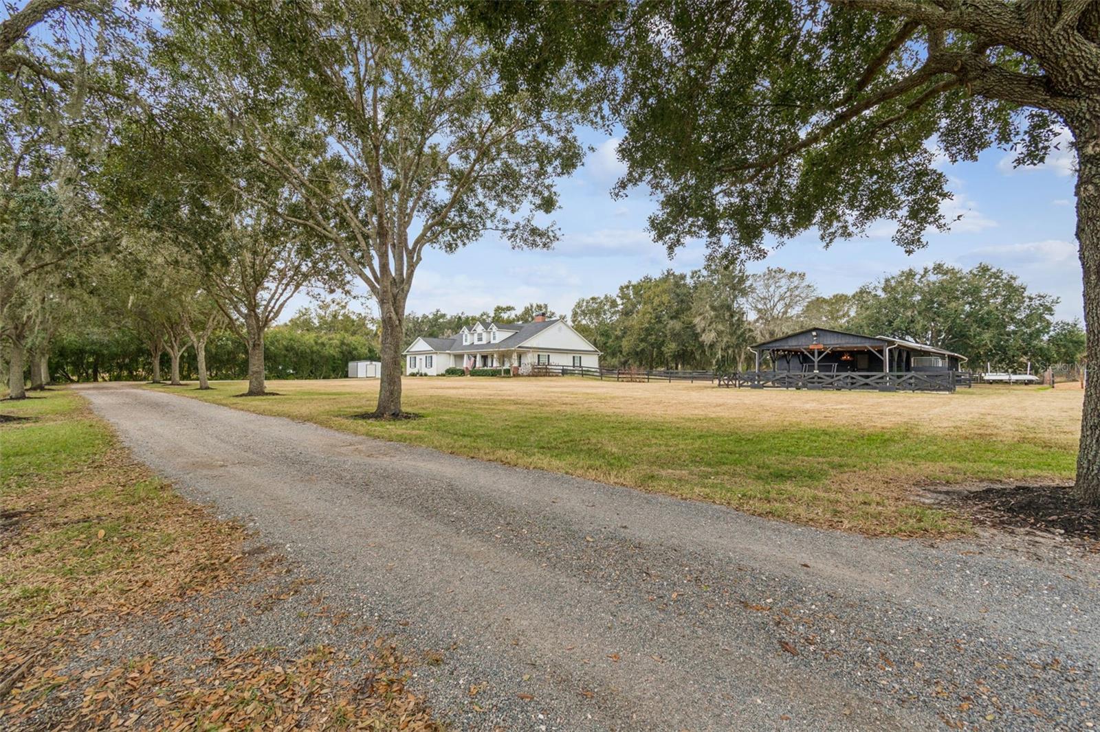 Listing photo id 1 for 3077 Cork Road