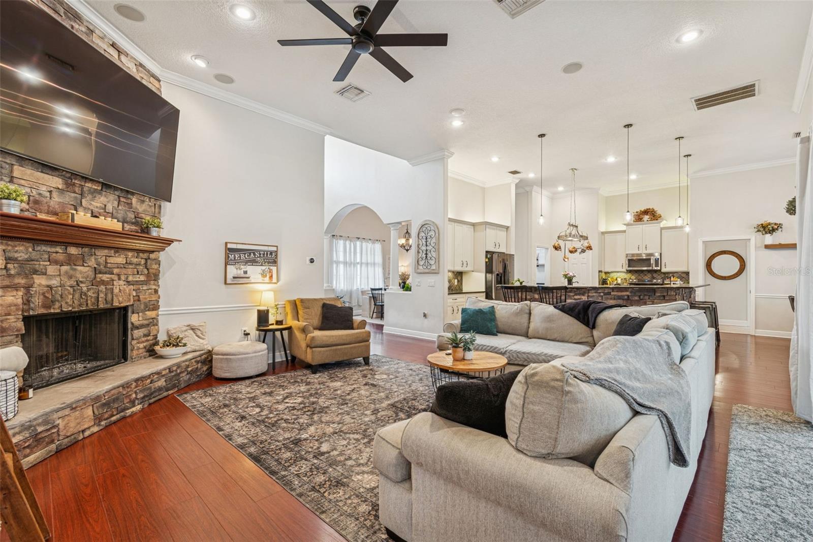 Listing photo id 34 for 3077 Cork Road