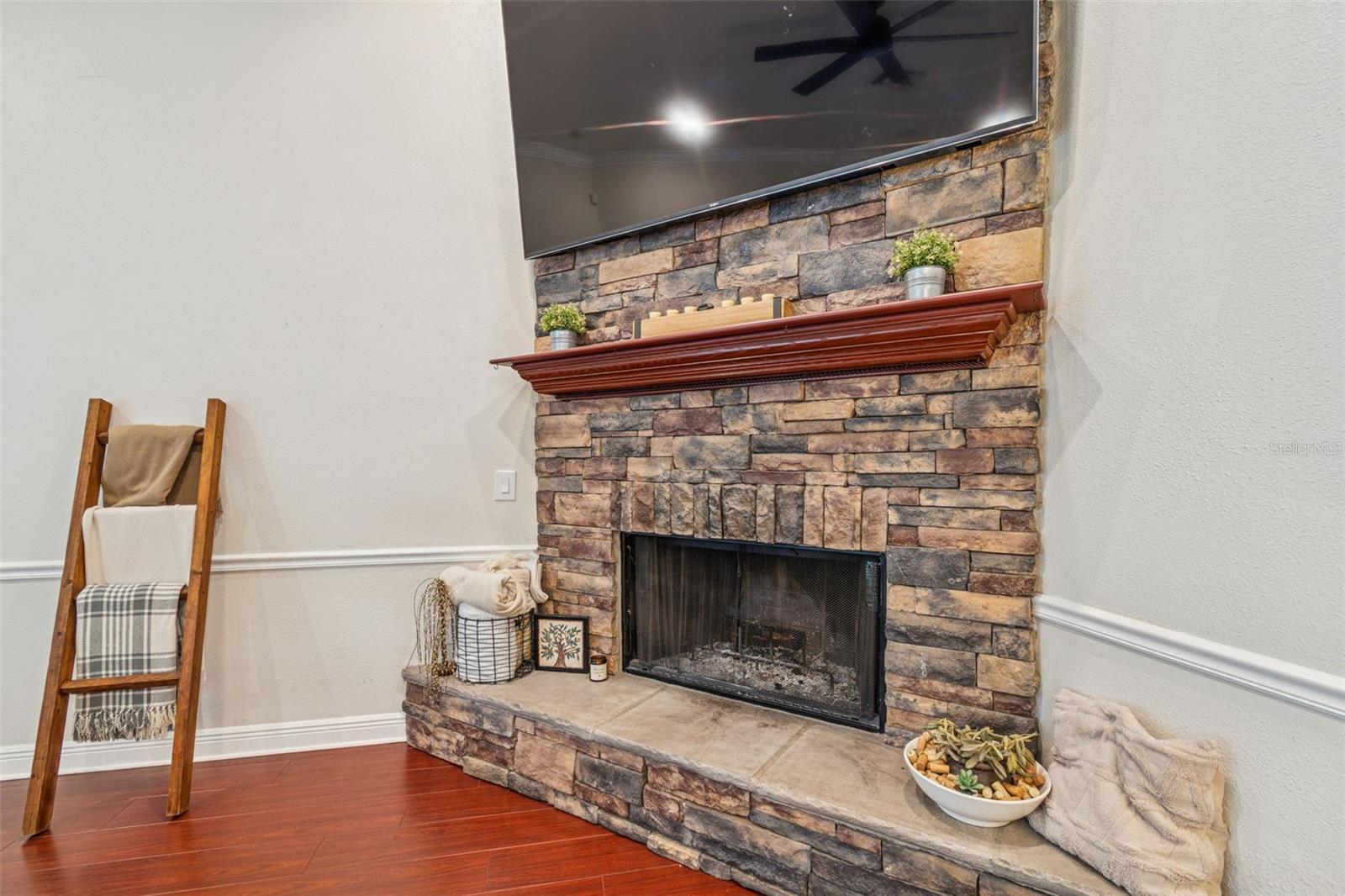 Listing photo id 35 for 3077 Cork Road