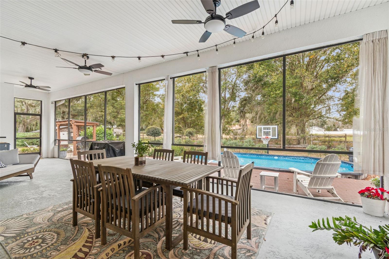 Listing photo id 63 for 3077 Cork Road