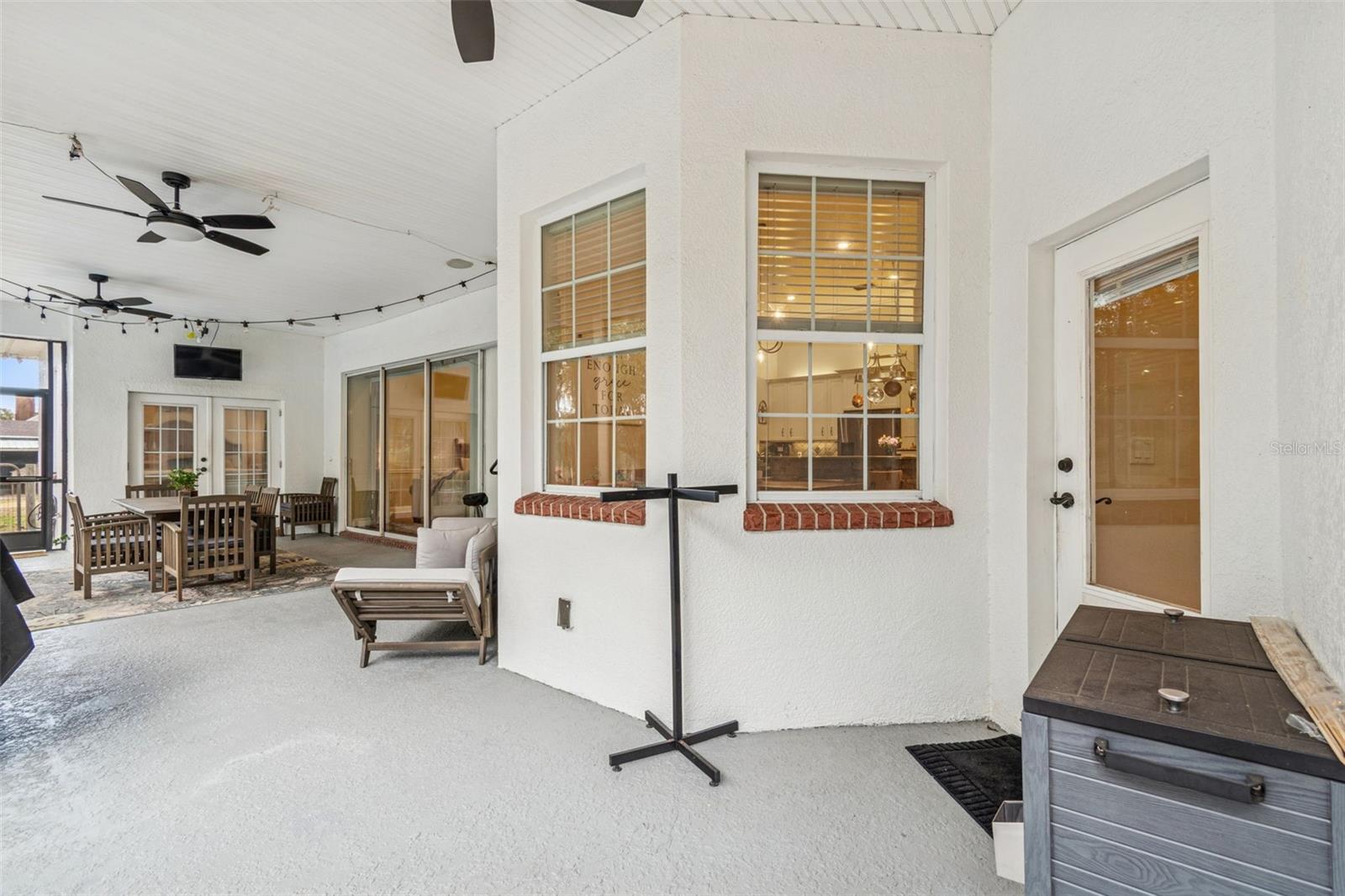 Listing photo id 68 for 3077 Cork Road