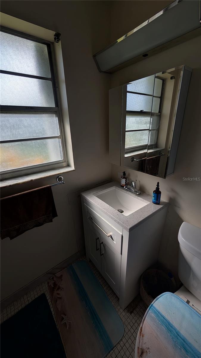 Image 23 of 59 For 438 Bluebird Lane