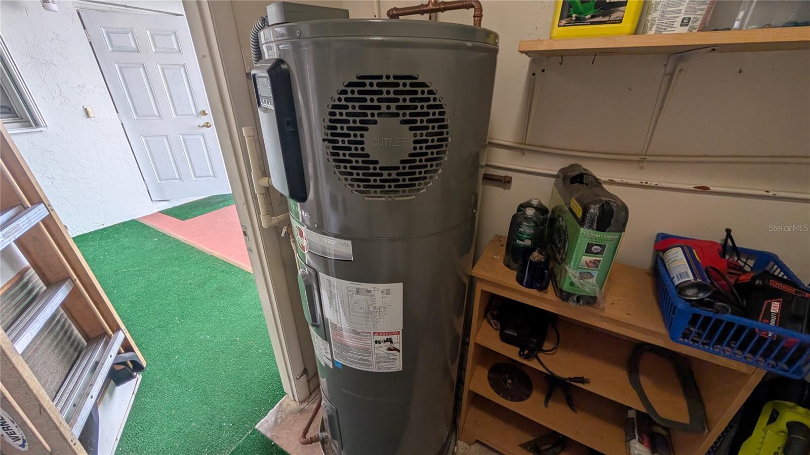 Image 26 of 59 For 438 Bluebird Lane