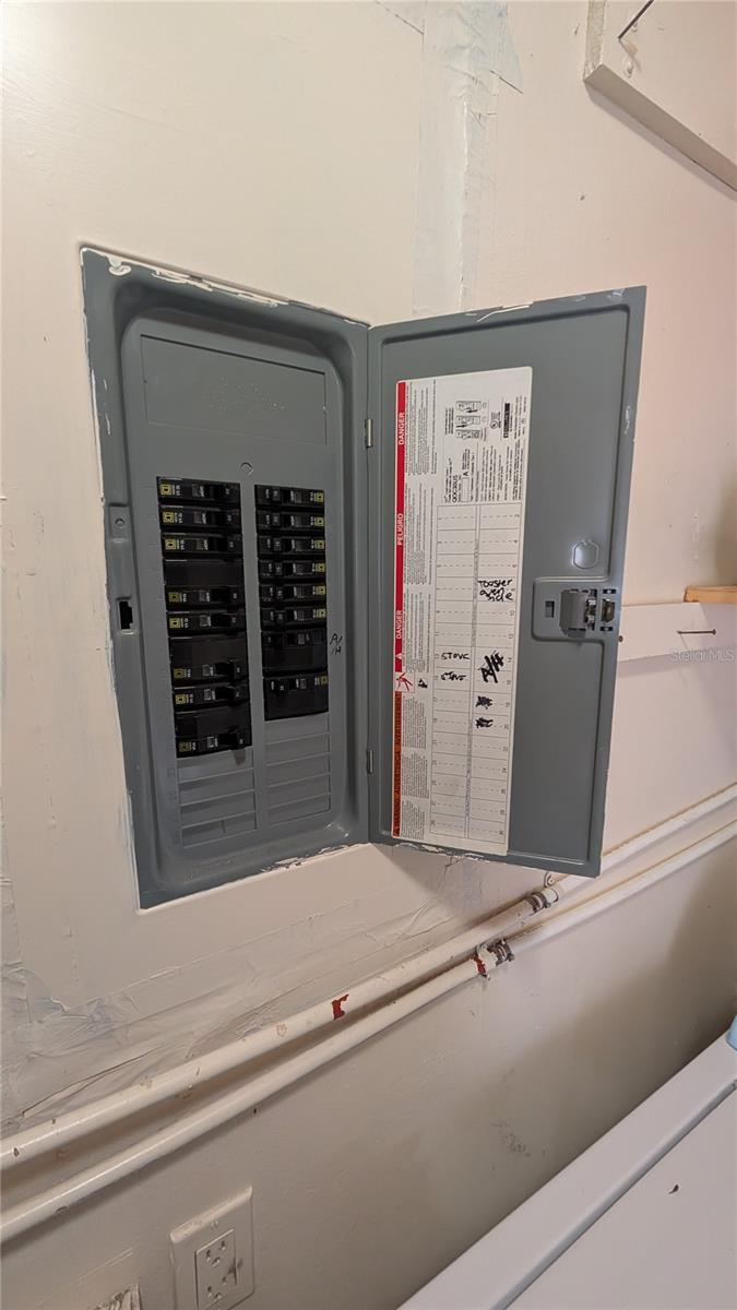 Image 28 of 59 For 438 Bluebird Lane