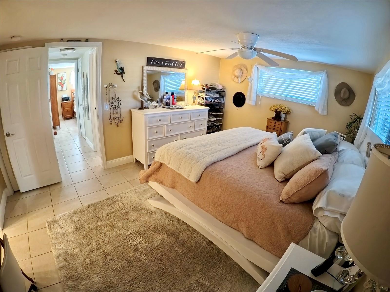 Listing photo id 21 for 12804 2nd Isle