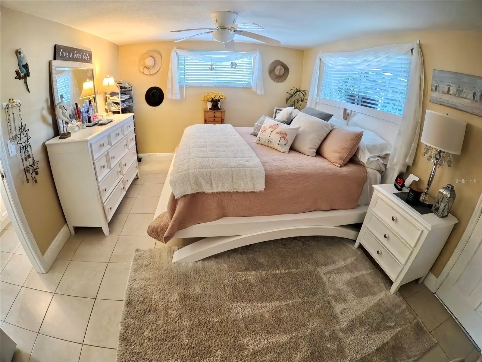 Listing photo id 22 for 12804 2nd Isle