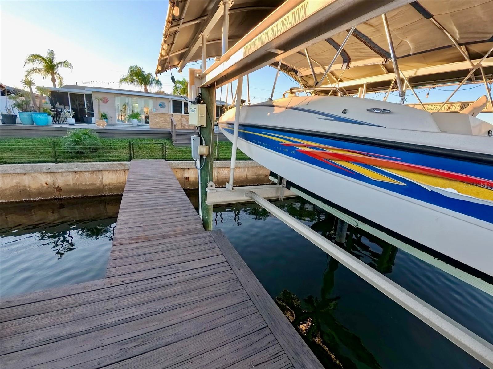 Listing photo id 59 for 12804 2nd Isle