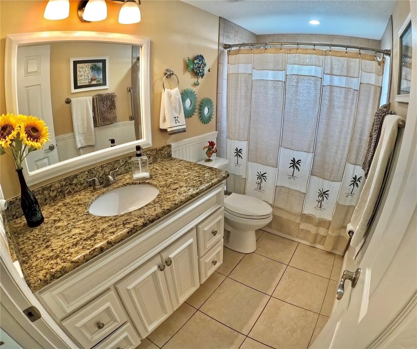 Listing photo id 89 for 12804 2nd Isle