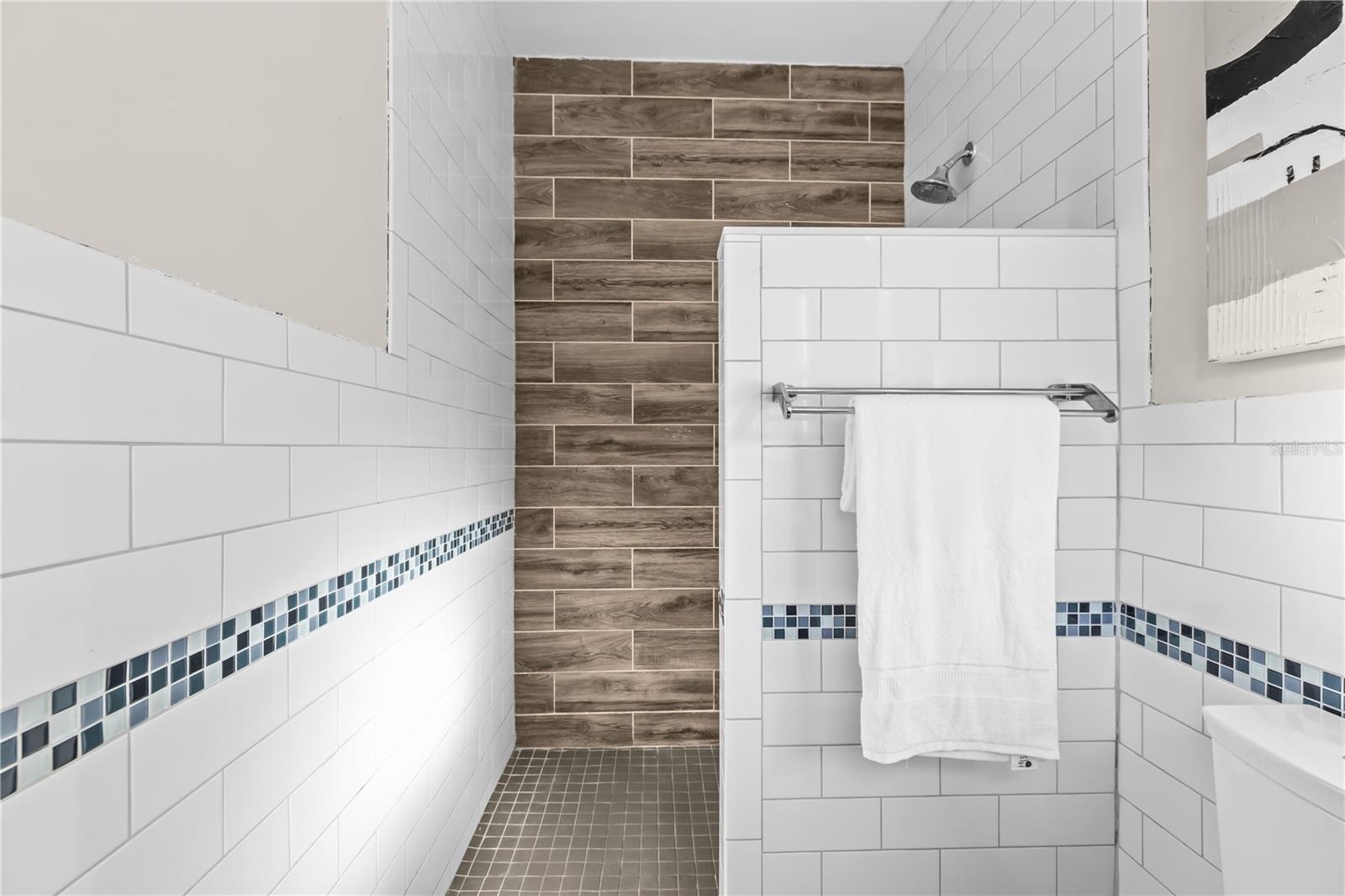 Image 27 of 43 For 5806 9th Street