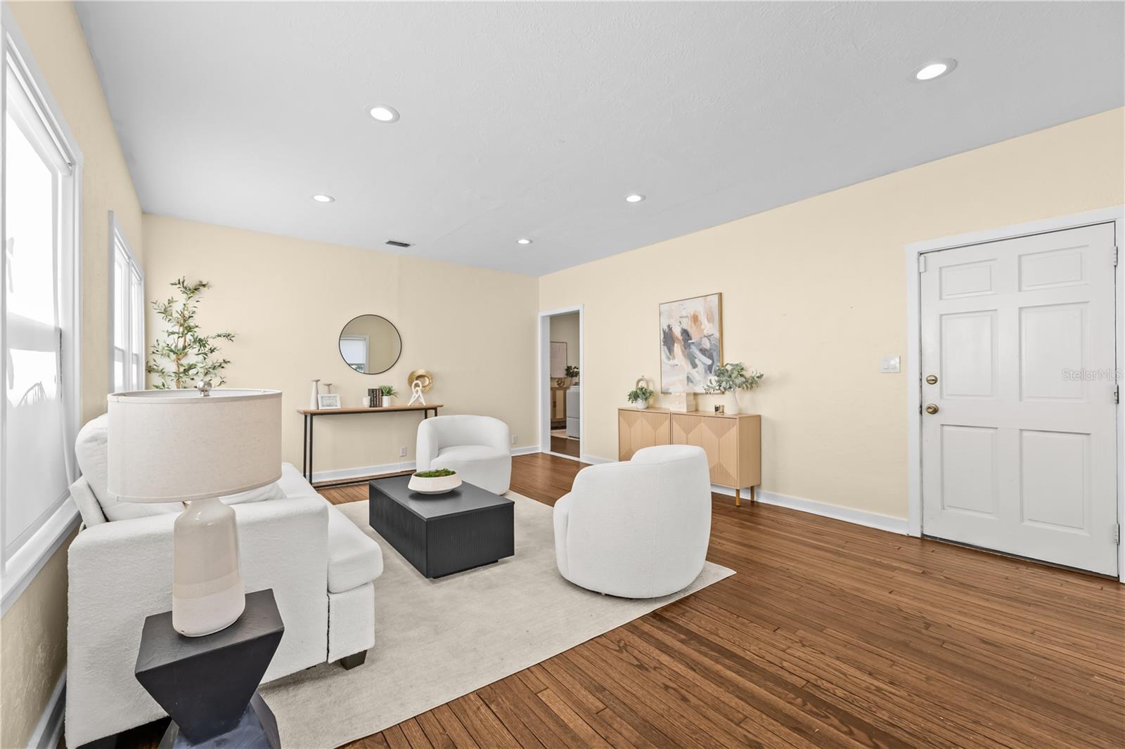 Image 6 of 43 For 5806 9th Street