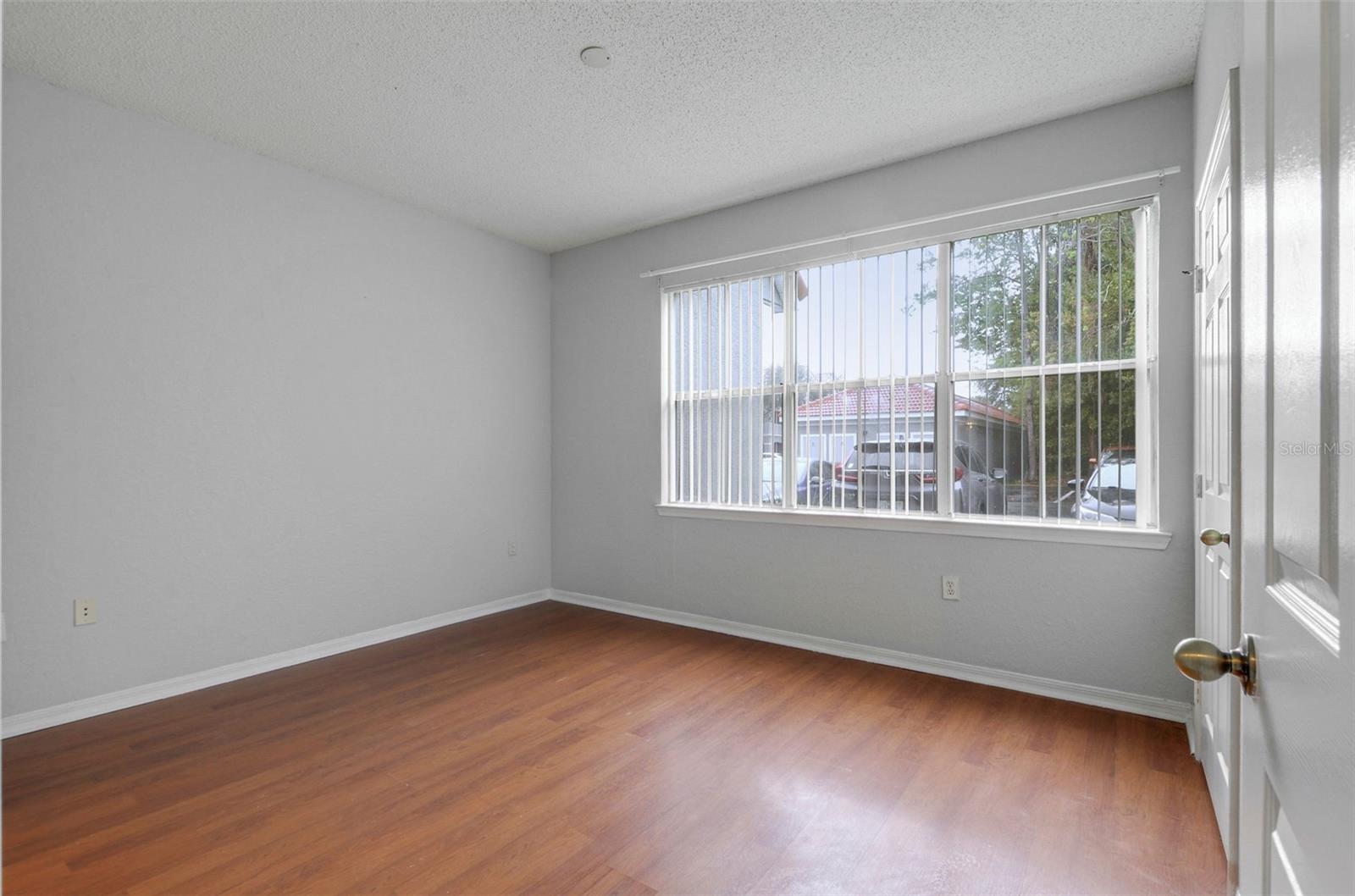 Image 14 of 25 For 18001 Richmond Place Drive 1112