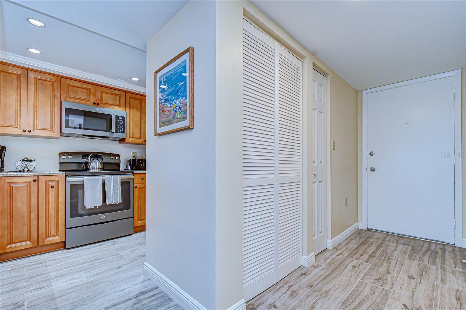 Image 11 of 57 For 9860 62nd Terrace N 1035