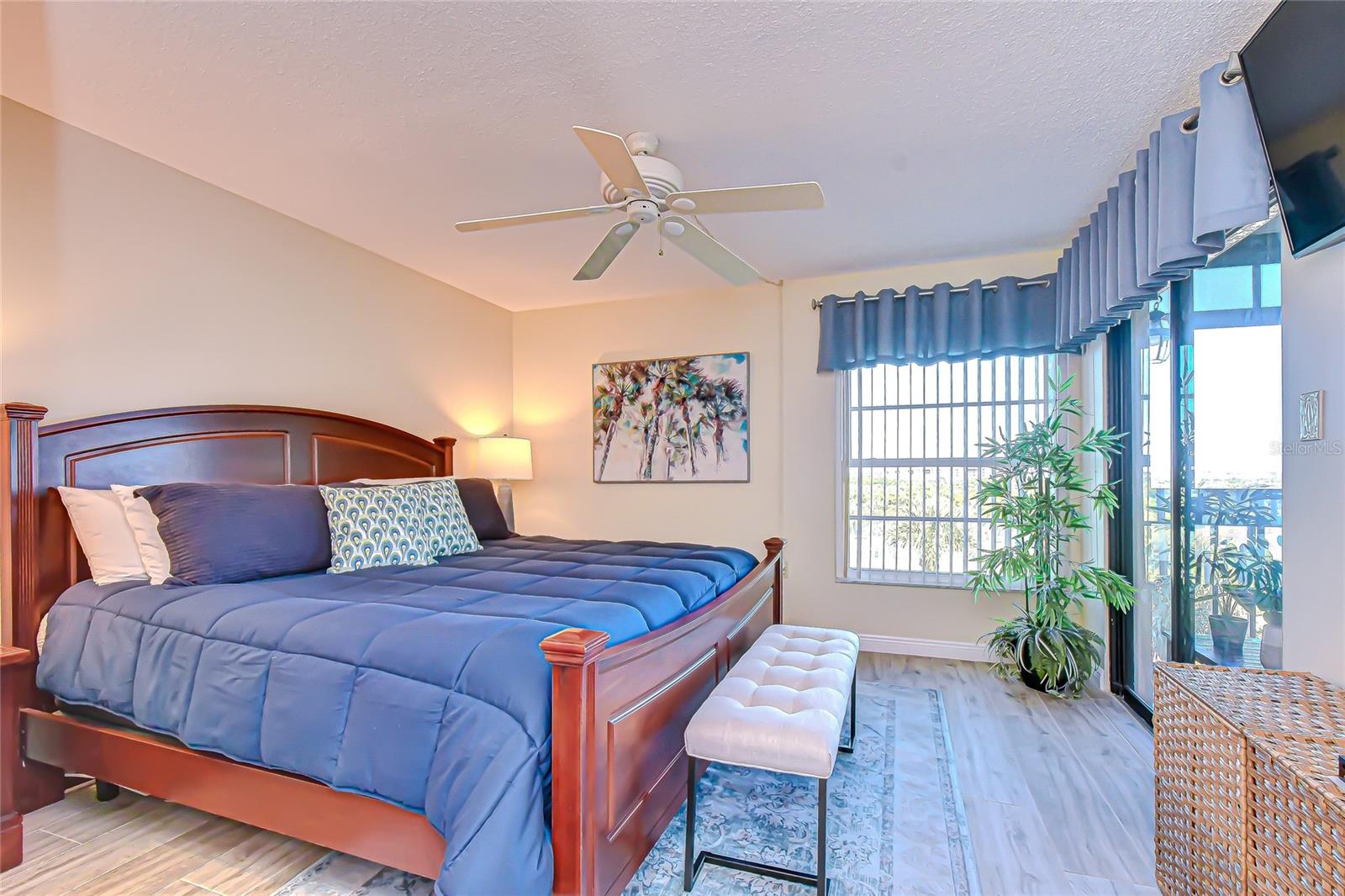 Image 27 of 57 For 9860 62nd Terrace N 1035