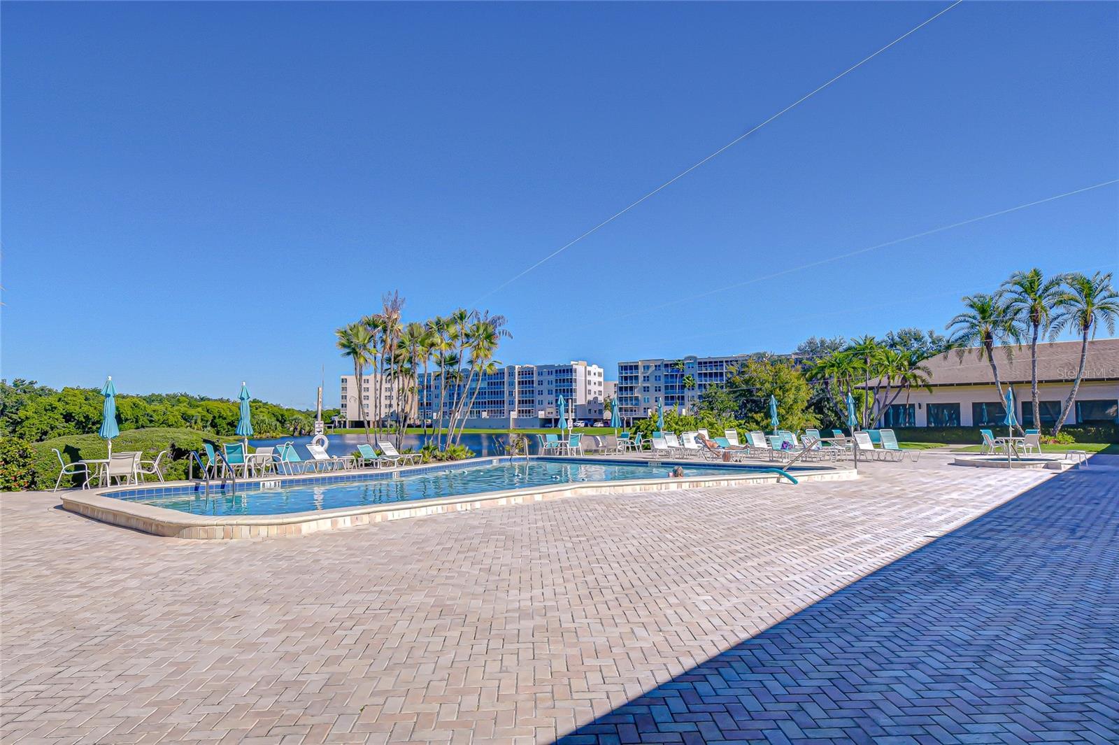 Image 42 of 57 For 9860 62nd Terrace N 1035