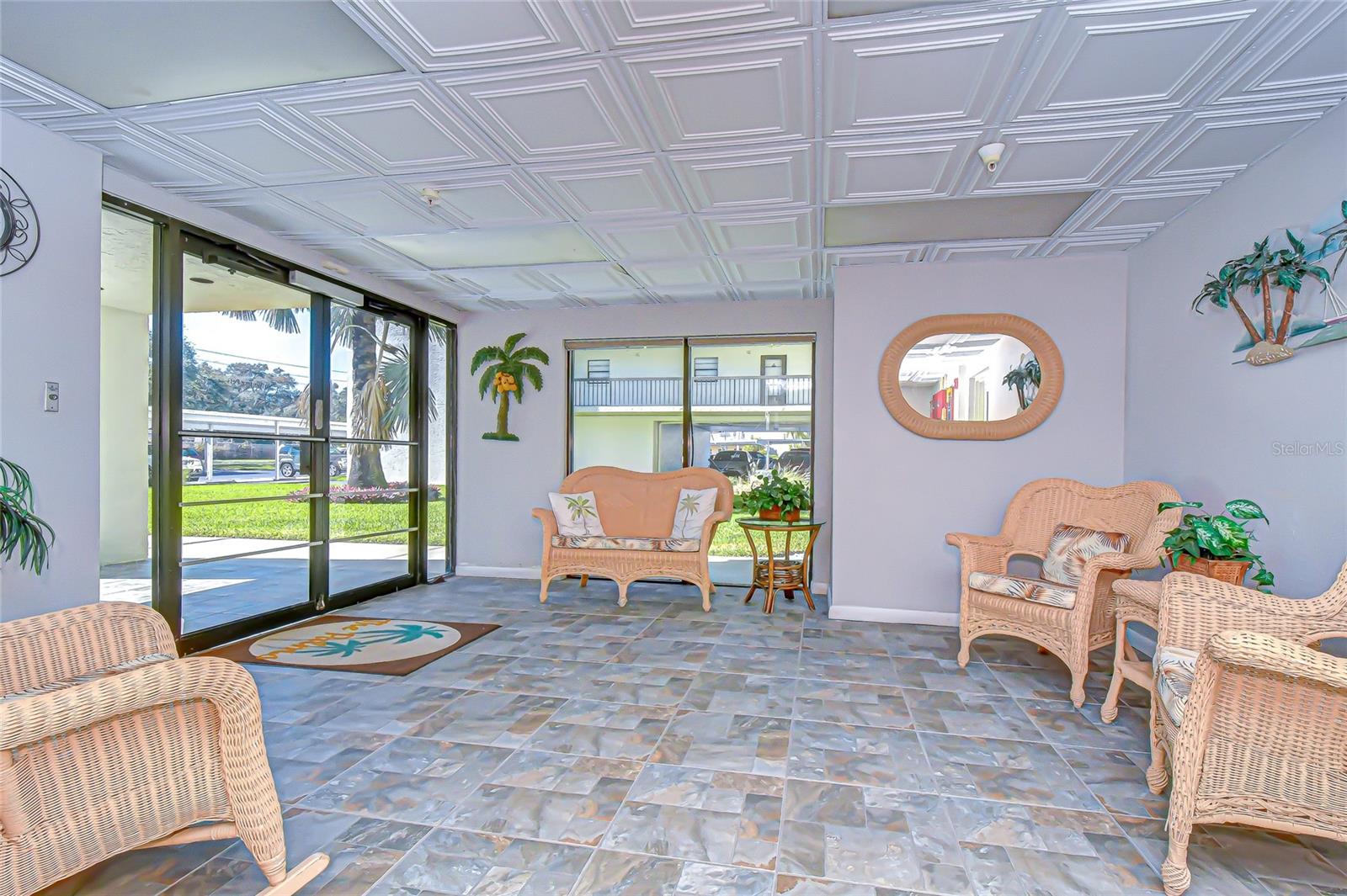 Image 6 of 57 For 9860 62nd Terrace N 1035